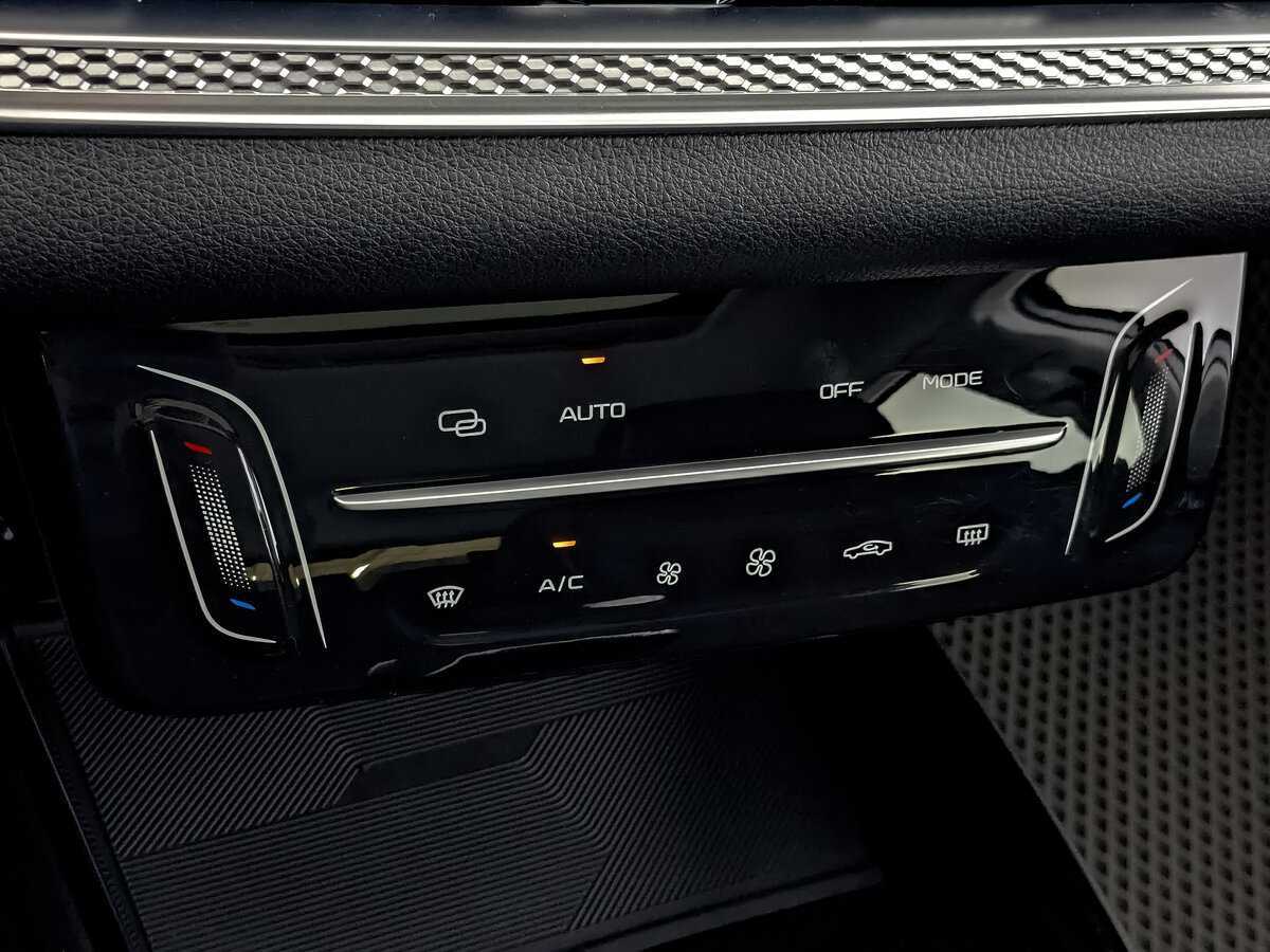 FAW Bestune B70, 2023 Фото №24