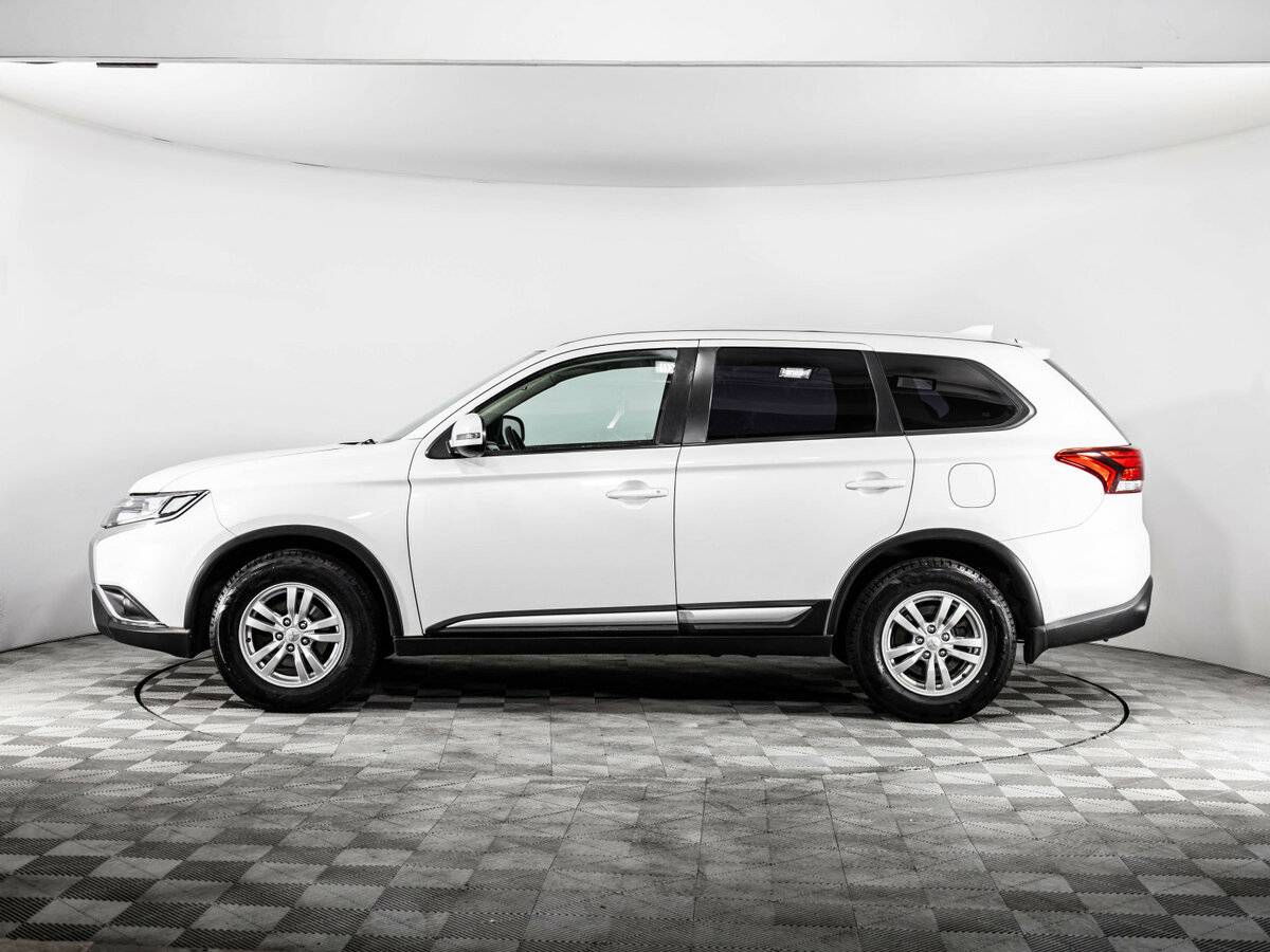 Mitsubishi Outlander III Рестайлинг 3, 2018 Фото №8