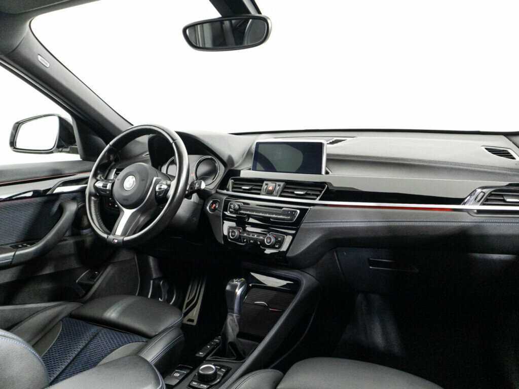 BMW X1 18d xDrive, 2021 Фото №9