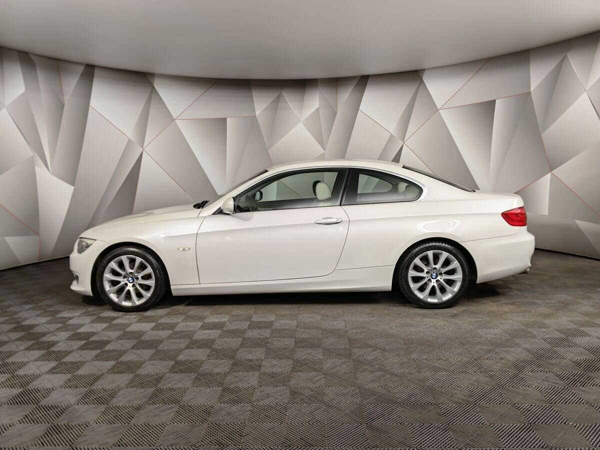 BMW 3 серии 320i, 2012 Фото №5