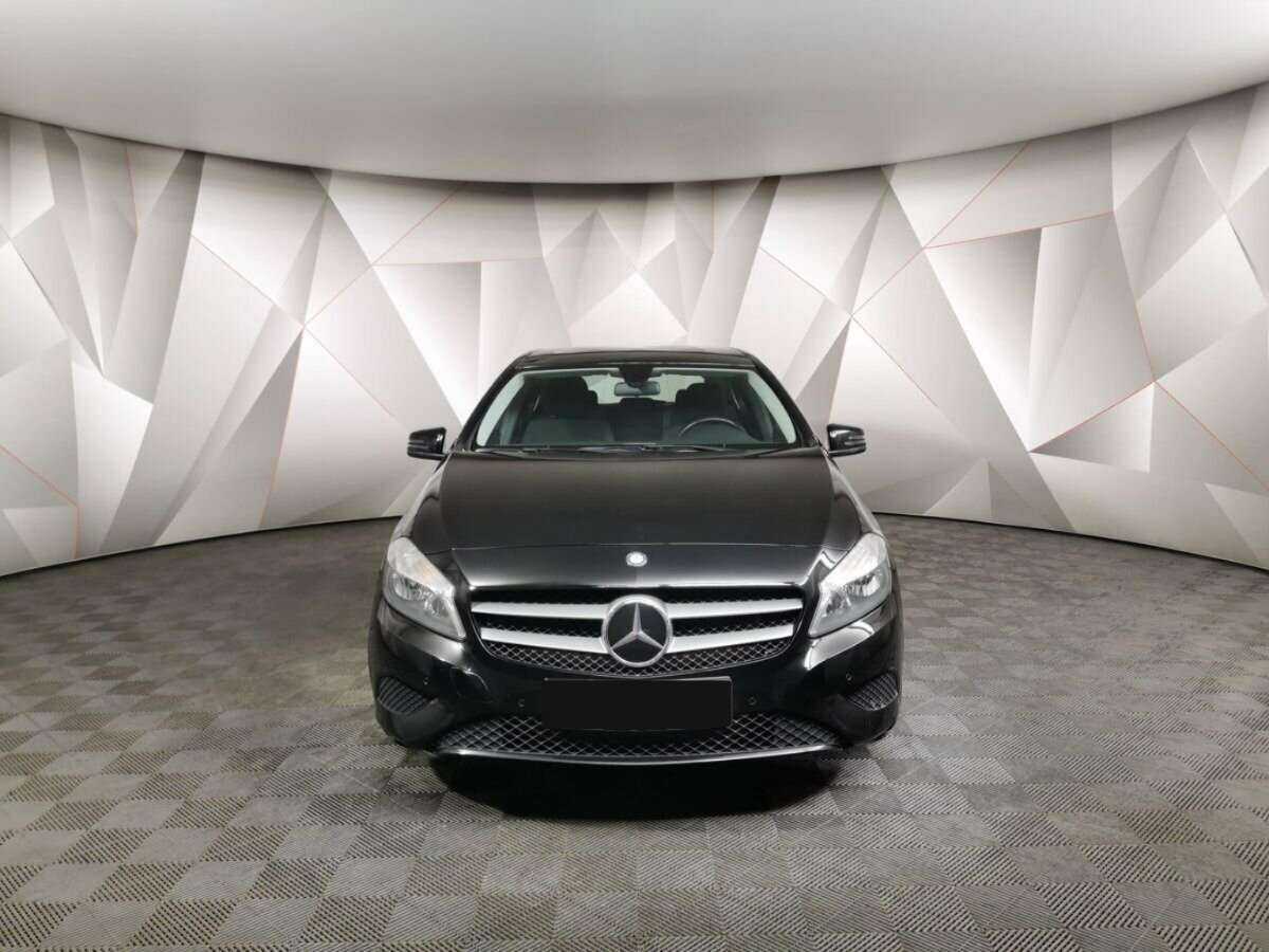 Mercedes-Benz A-Класс 180, 2014 Фото №7