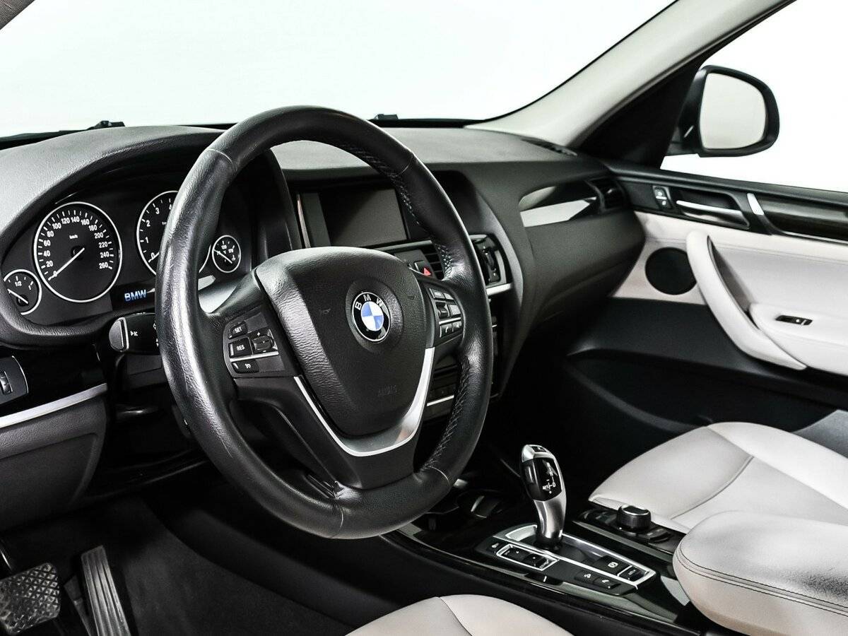 BMW X3 28i xDrive, 2016 Фото №12