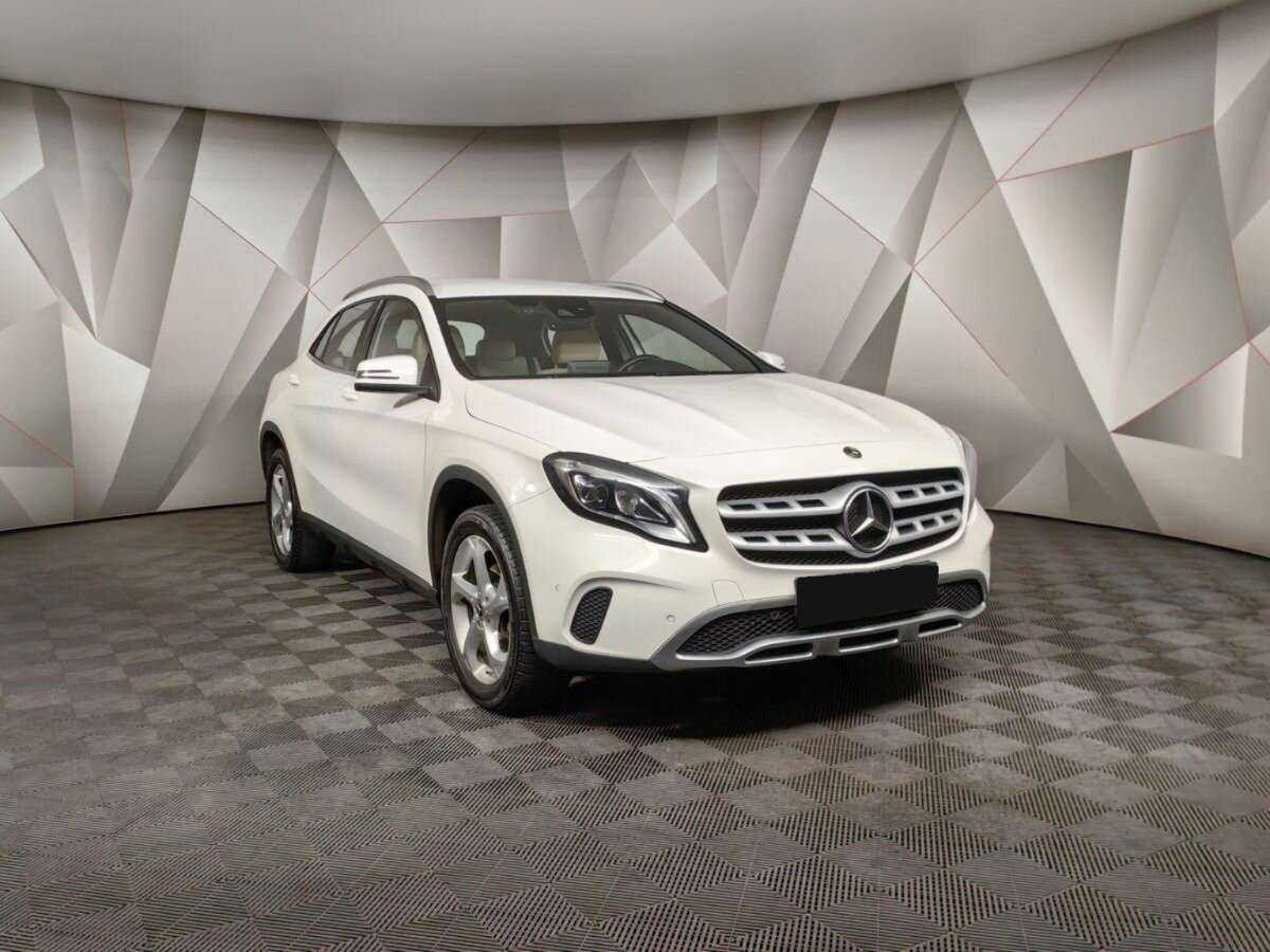 Mercedes-Benz GLA 200, 2019 Фото №3