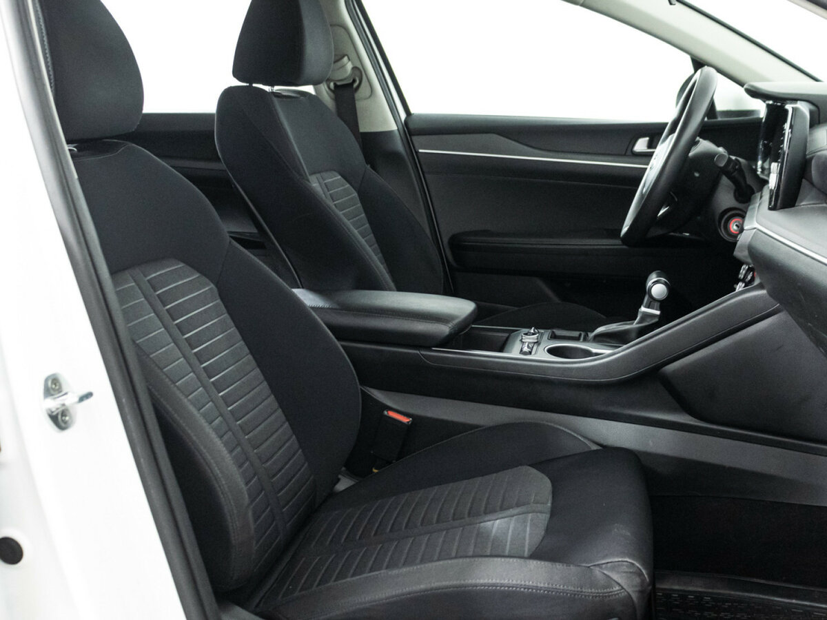 Kia K5 III, 2020 Фото №14