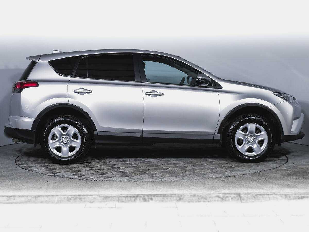 Toyota RAV4, 2018 Фото №4