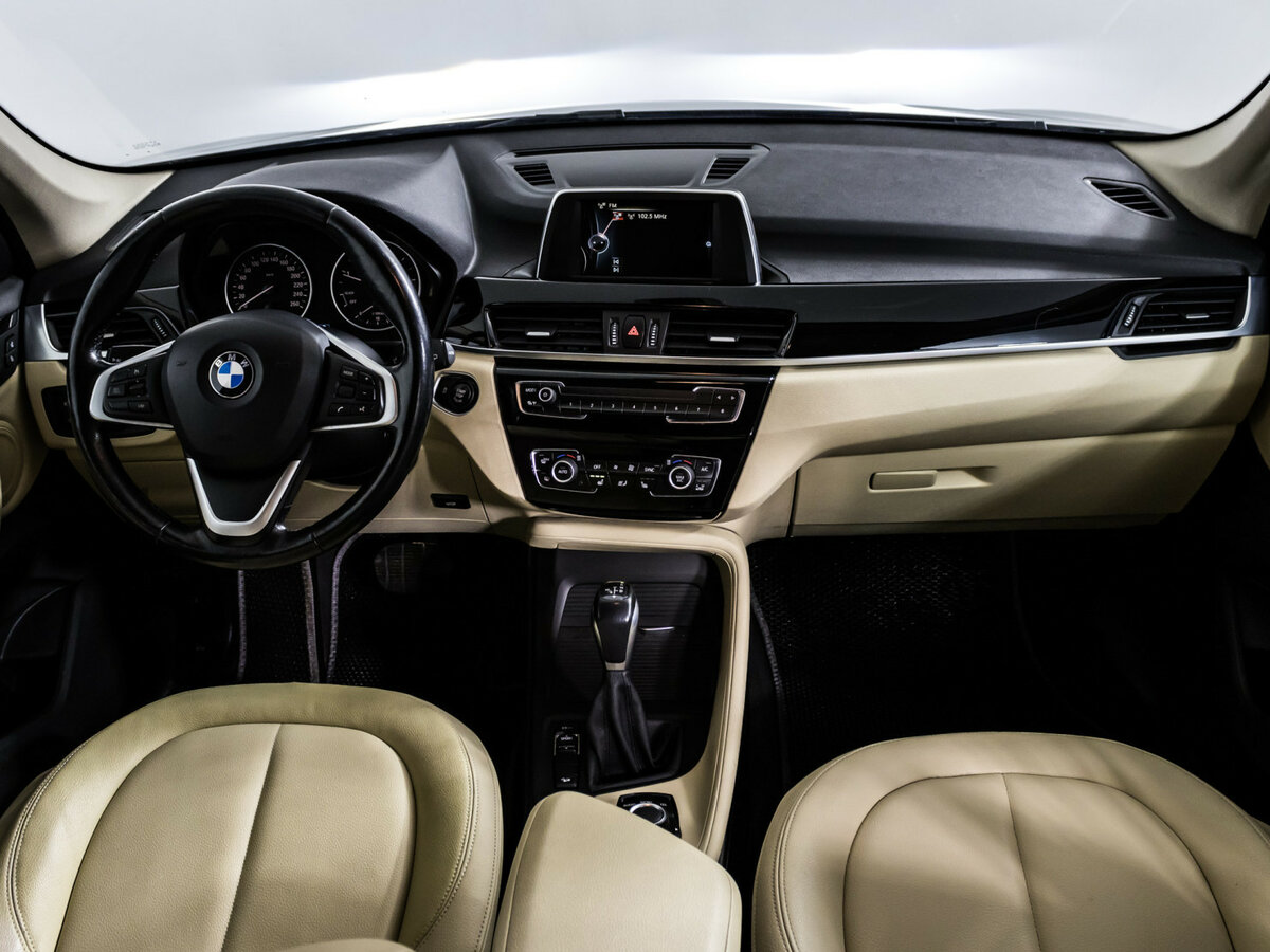 BMW X1 18d xDrive II (F48), 2017 Фото №10