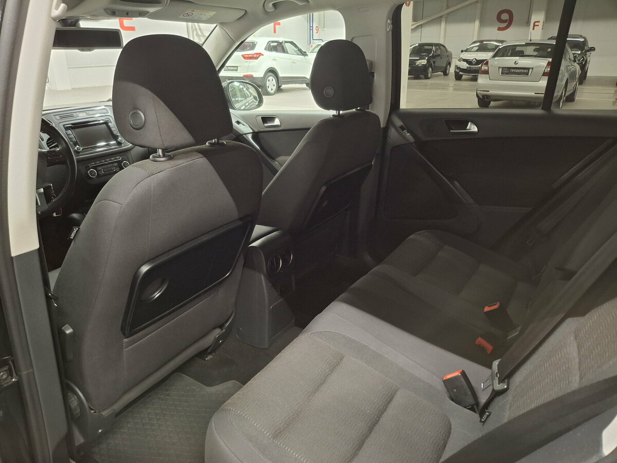Volkswagen Tiguan I Рестайлинг, 2014 Фото №12