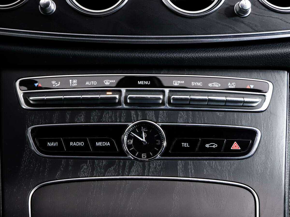 Mercedes-Benz E-Класс 200, 2018 Фото №15