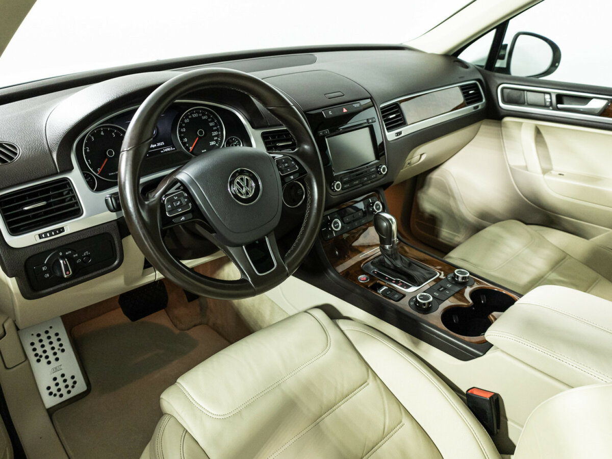 Volkswagen Touareg II, 2013 Фото №9