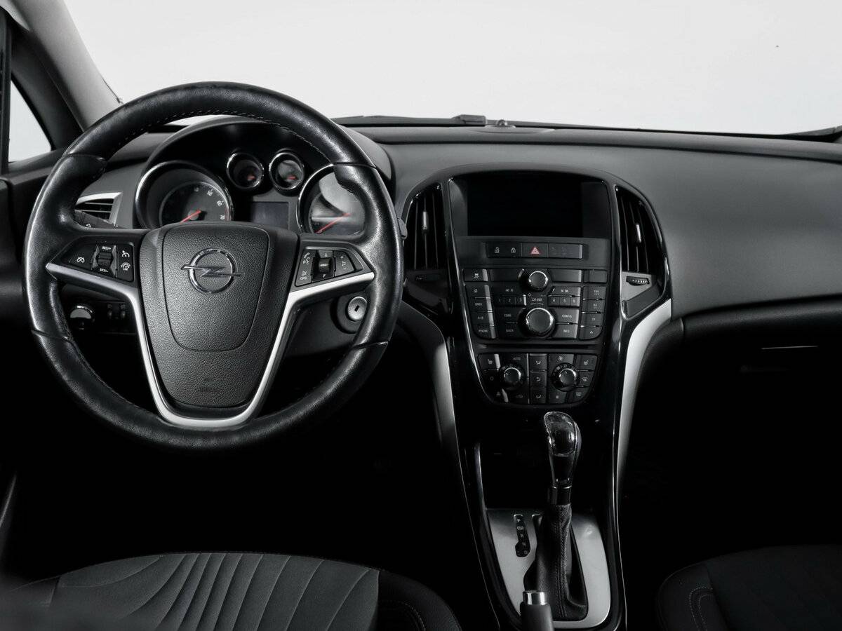 Opel Astra J Рестайлинг, 2014 Фото №10