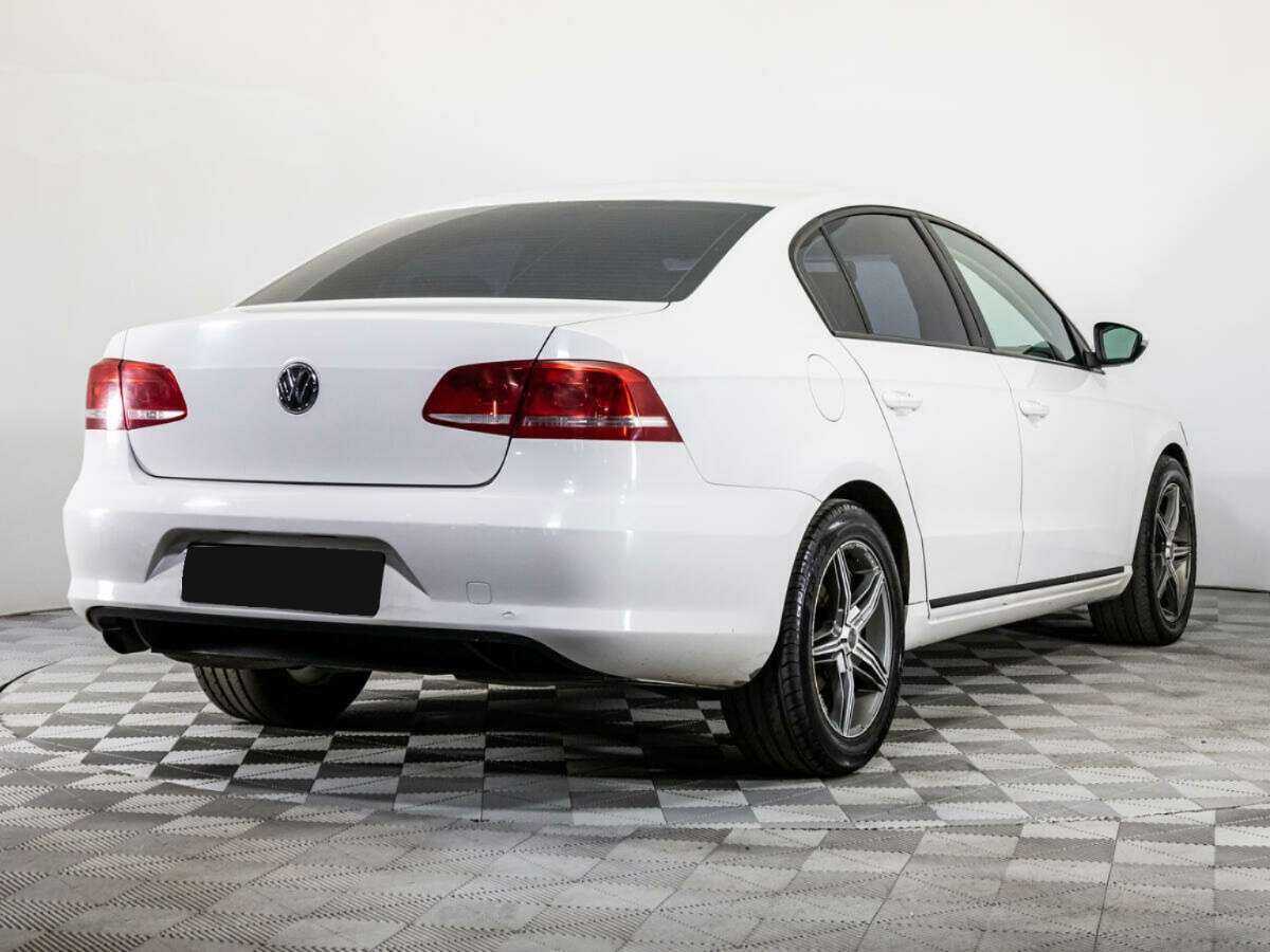 Volkswagen Passat, 2012 Фото №5
