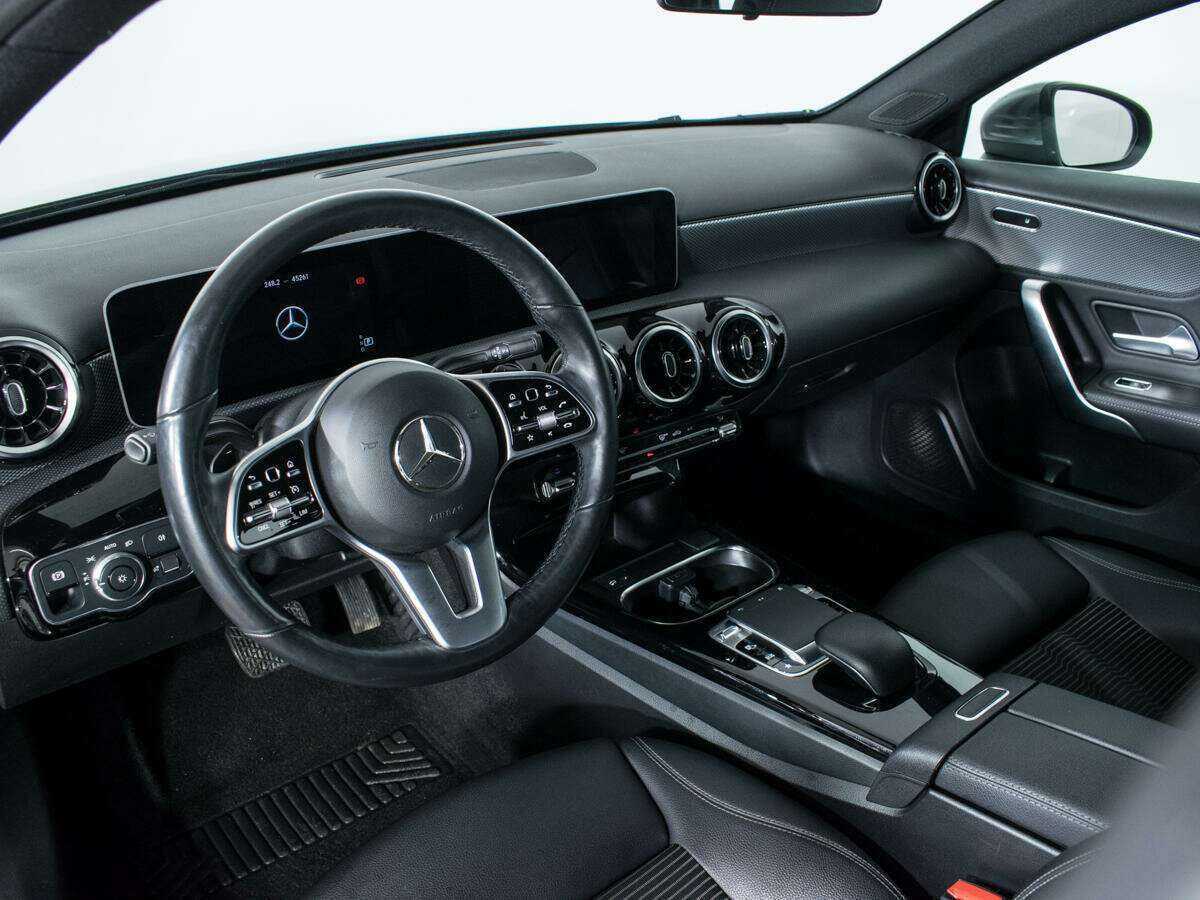 Mercedes-Benz A-Класс 200, 2019 Фото №13