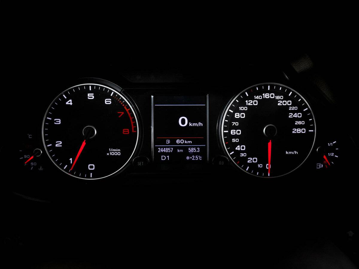 Audi Q5 I (8R) Рестайлинг, 2012 Фото №22