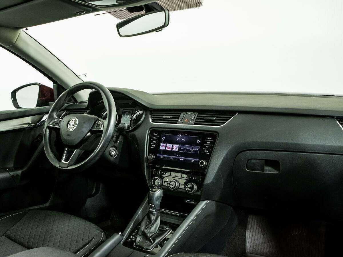 Skoda Octavia, 2018 Фото №9