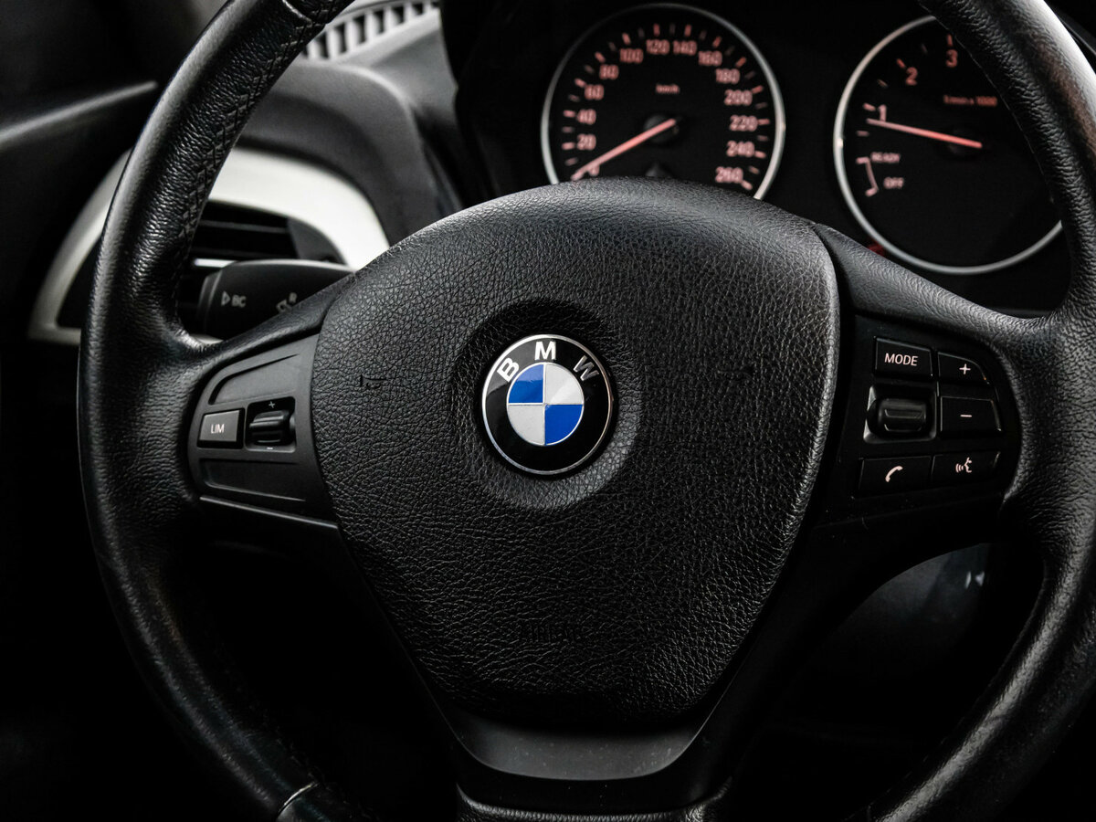 BMW 1 серии 116i II (F20/F21), 2012 Фото №10