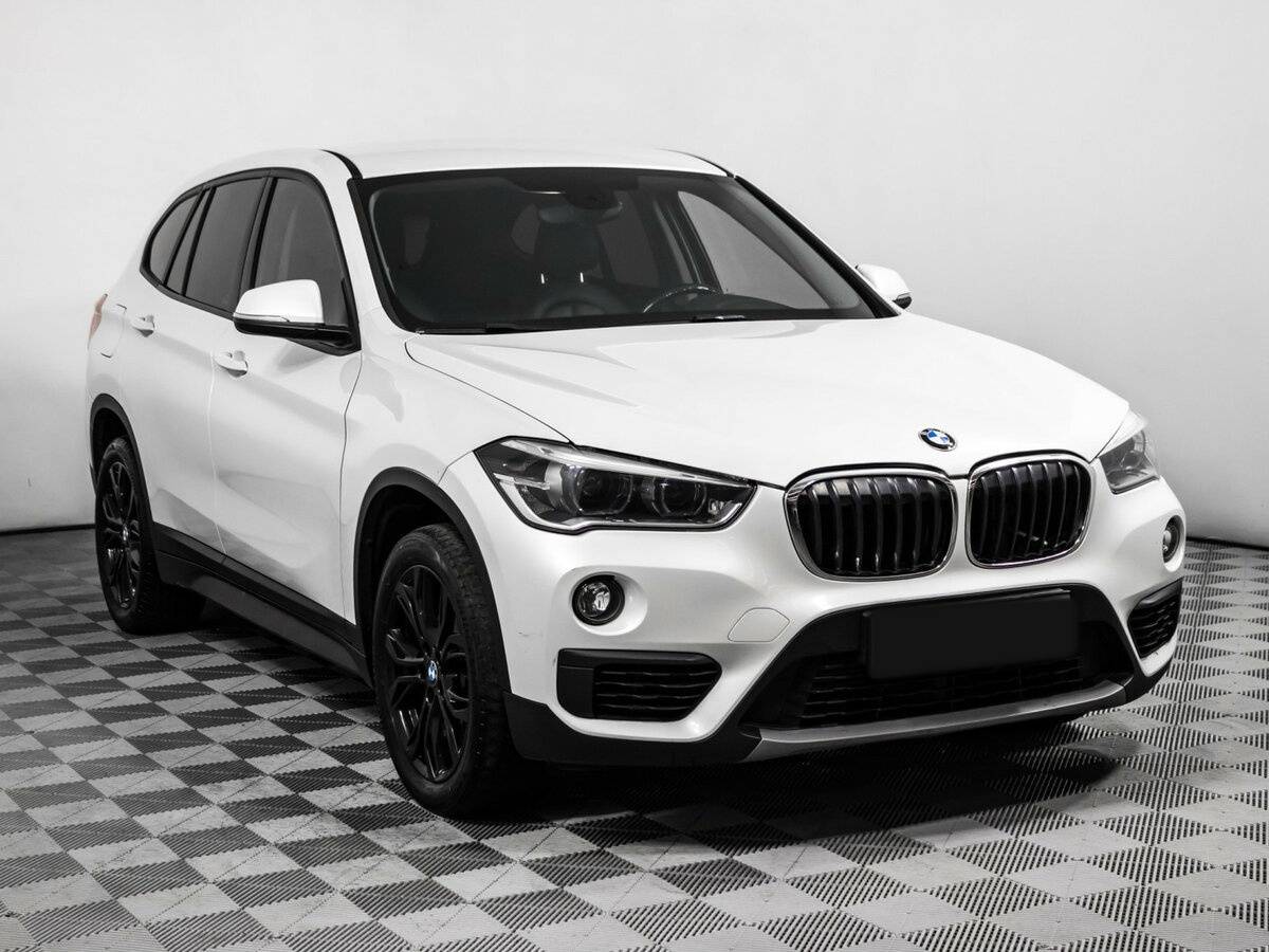BMW X1 18d xDrive II (F48), 2017 Фото №3