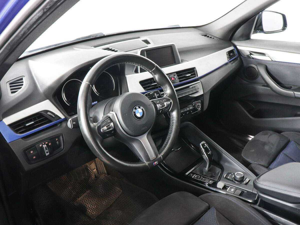 BMW X1 20i xDrive, 2018 Фото №8