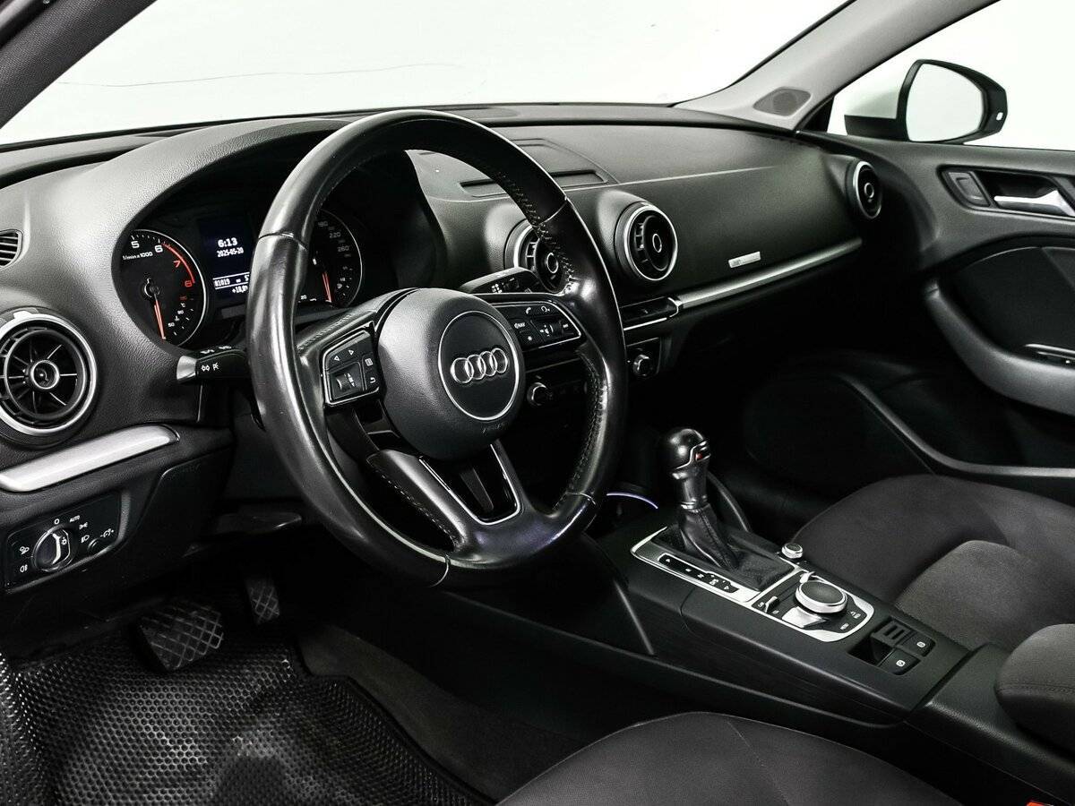 Audi A3, 2016 Фото №12