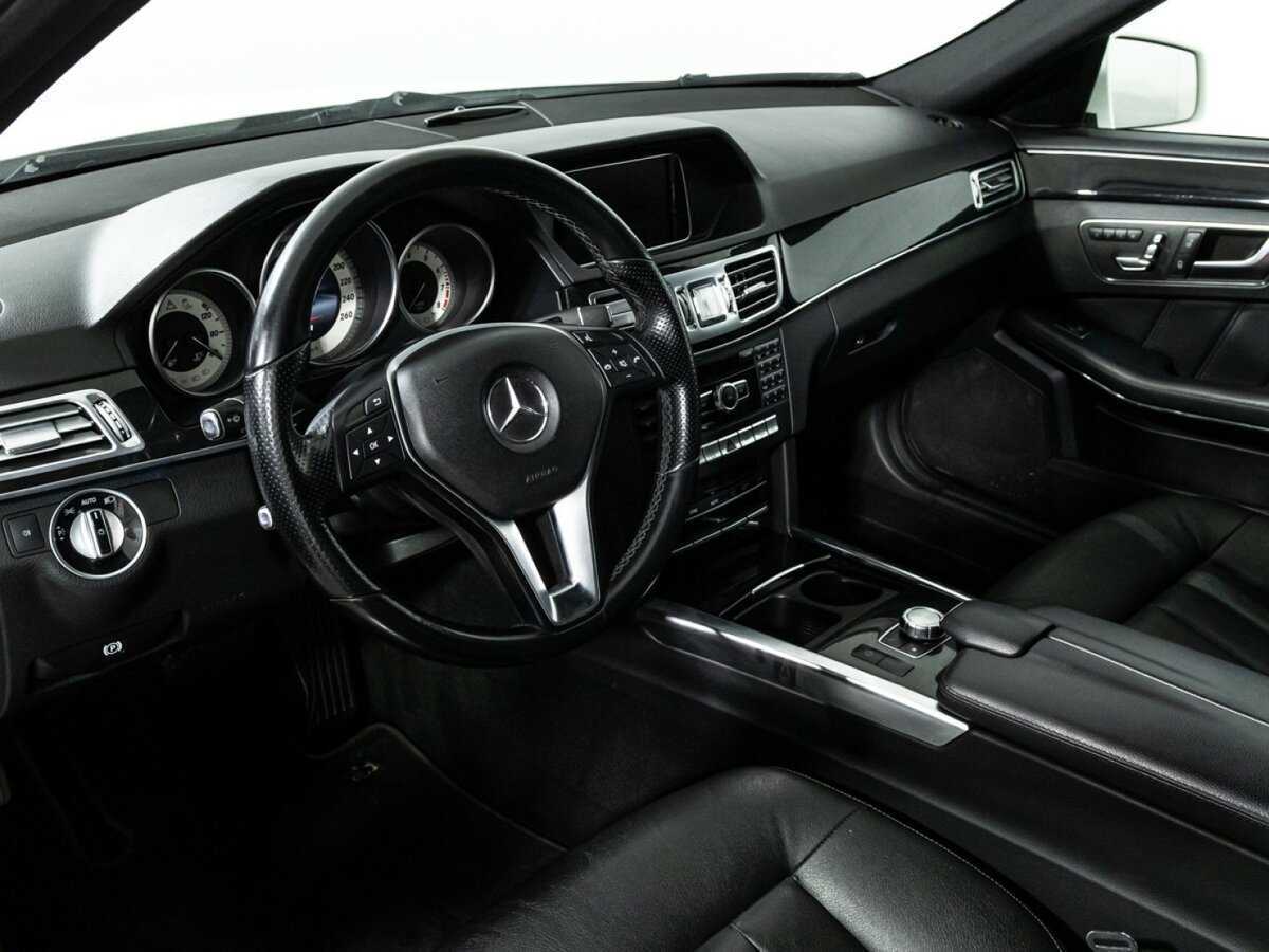 Mercedes-Benz E-Класс 300, 2013 Фото №11