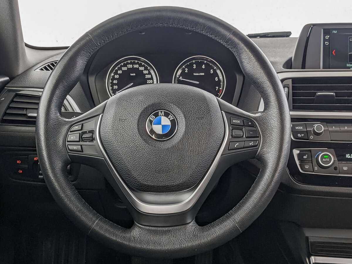 BMW 1 серии 118i, 2017 Фото №17