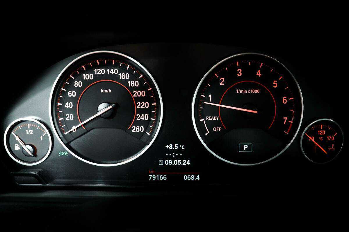 BMW 4 серии 420i, 2014 Фото №10