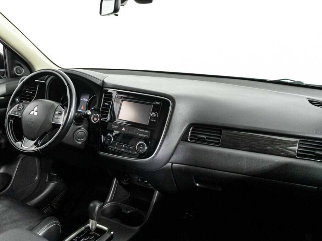 Mitsubishi Outlander, 2016 Фото №9
