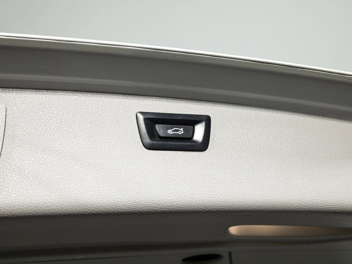 BMW 3 серии 318d VI (F3x) Рестайлинг, 2019 Фото №16