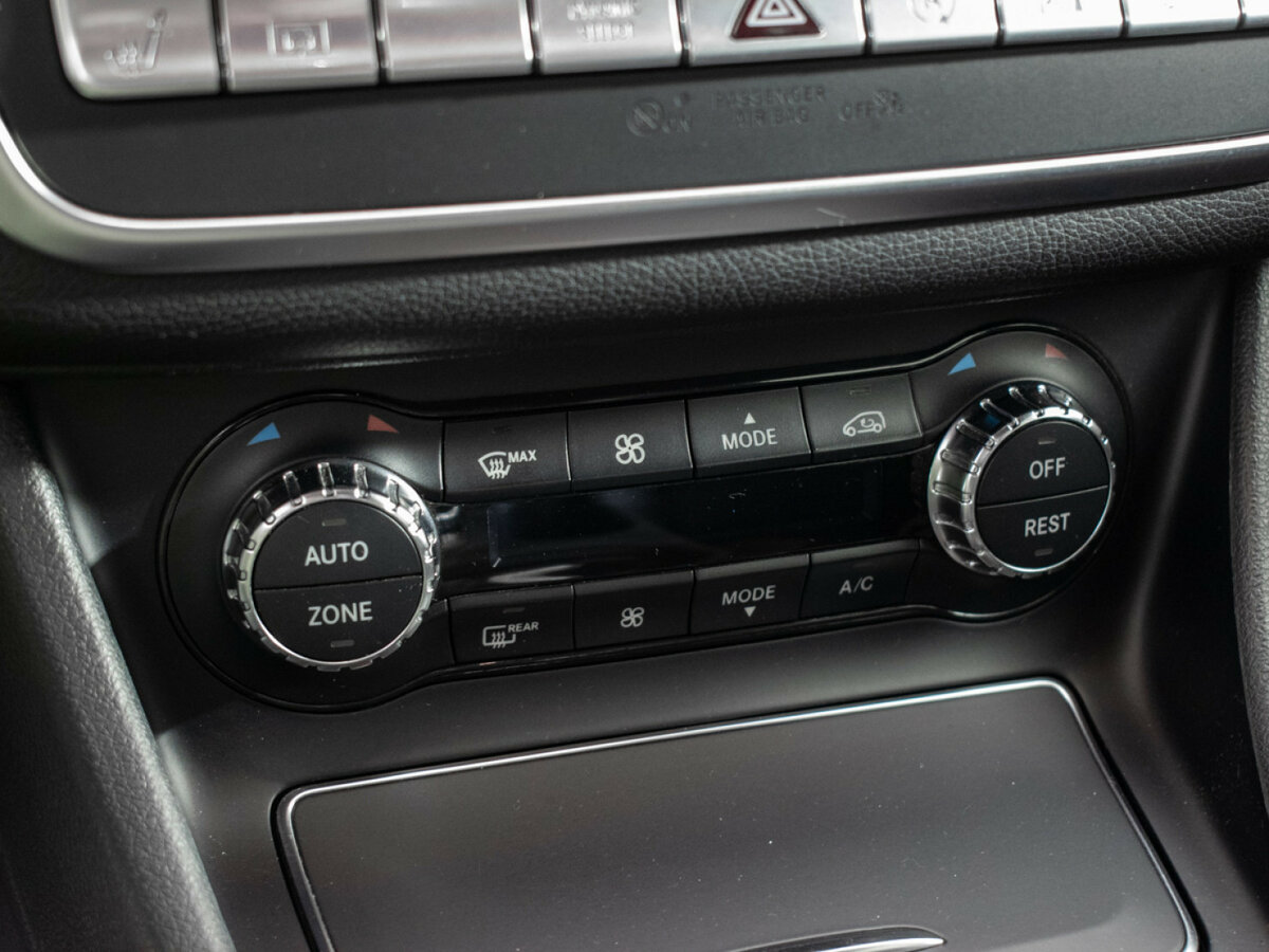 Mercedes-Benz GLA 250 I (X156) Рестайлинг, 2018 Фото №14