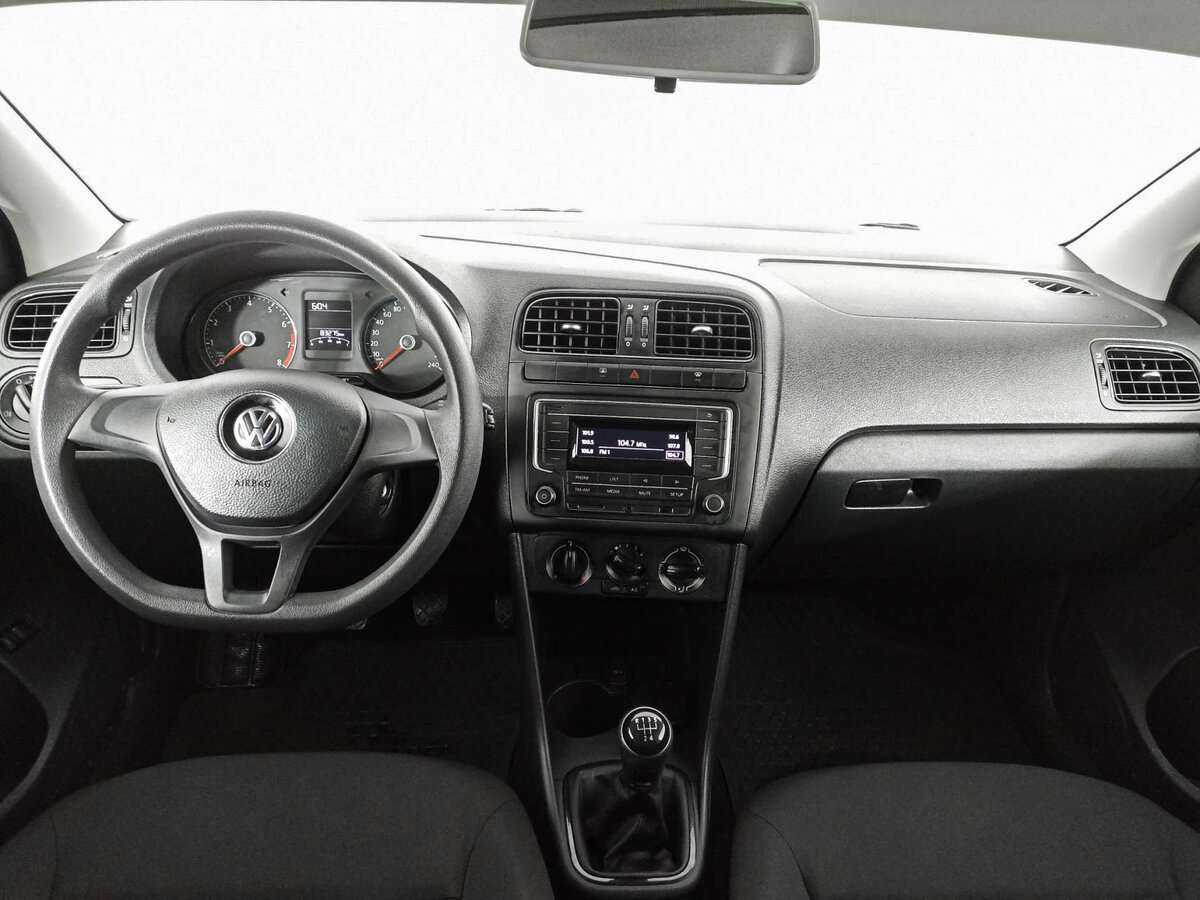 Volkswagen Polo, 2018 Фото №11