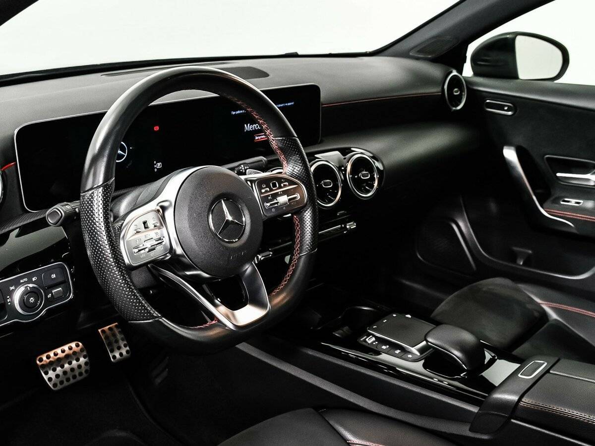 Mercedes-Benz A-Класс 200, 2020 Фото №12