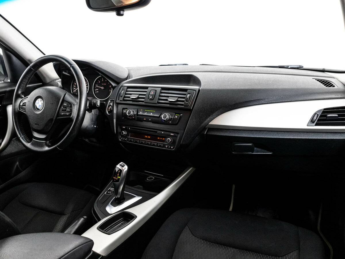 BMW 1 серии 116i II (F20/F21), 2012 Фото №8