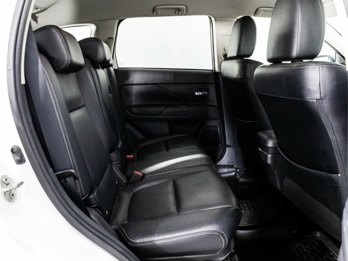 Mitsubishi Outlander III Рестайлинг 2, 2017 Фото №15