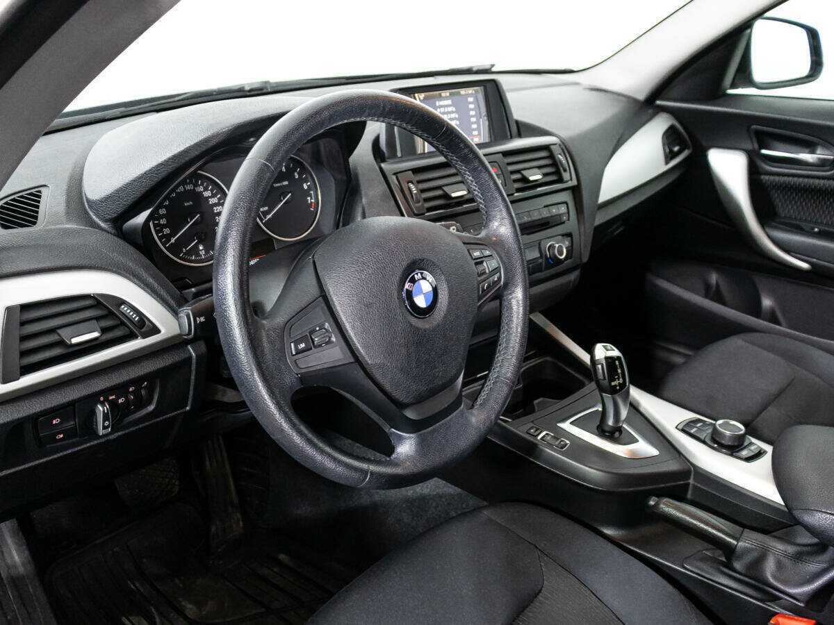 BMW 1 серии 116i, 2012 Фото №11