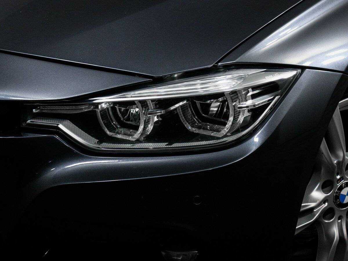 BMW 3 серии 320i xDrive, 2017 Фото №16