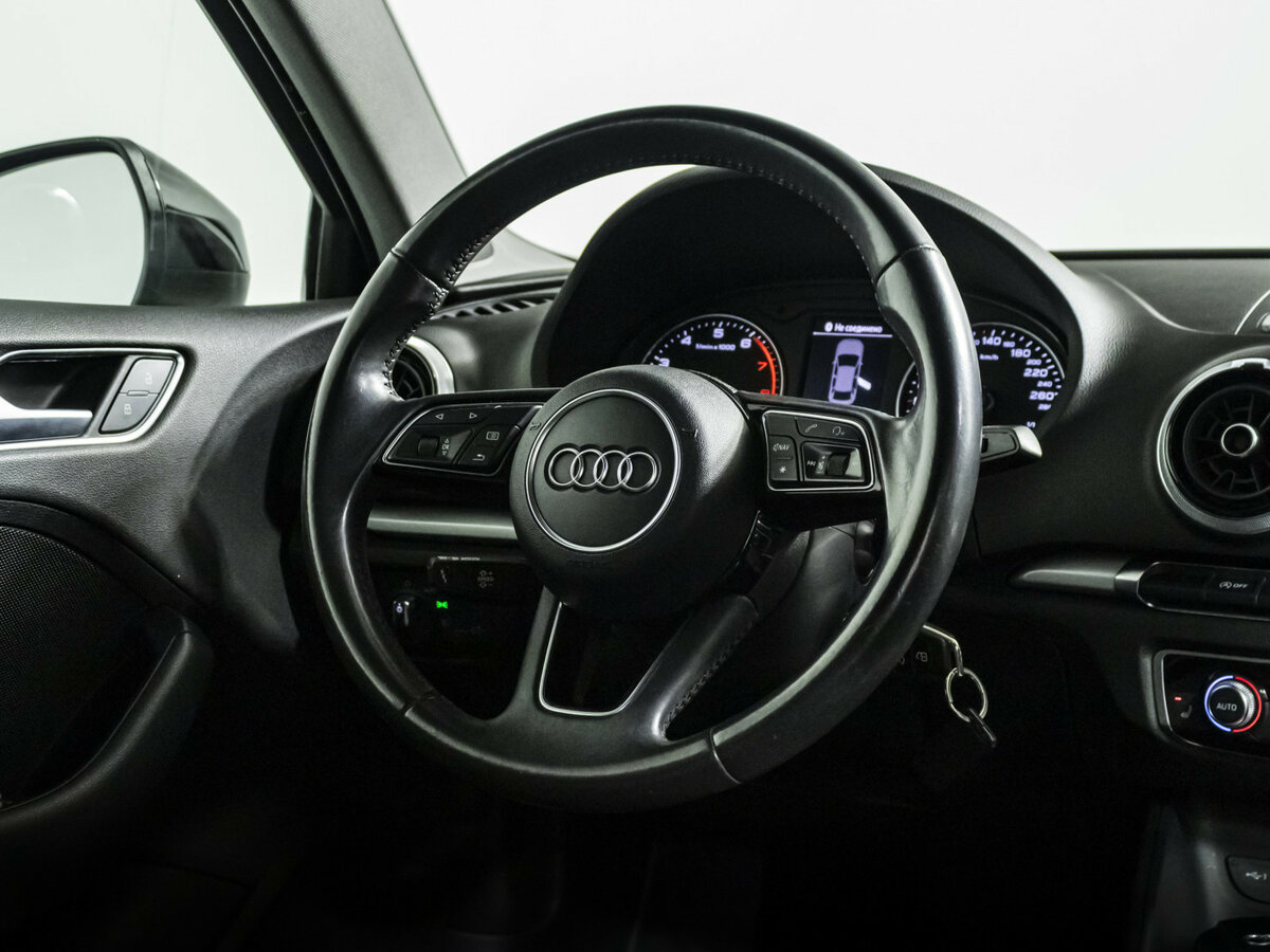 Audi A3 III (8V) Рестайлинг, 2017 Фото №10