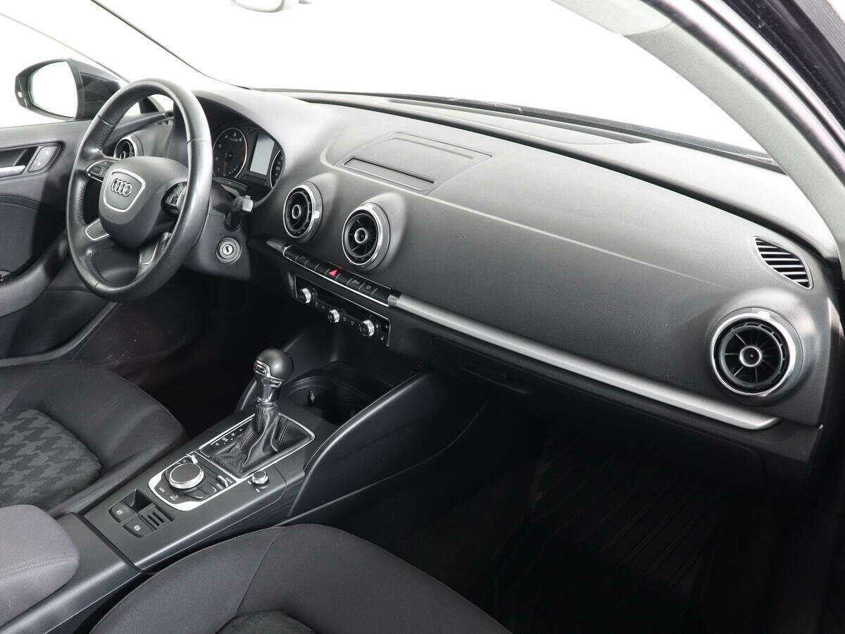 Audi A3 Sportback, 2013 Фото №9