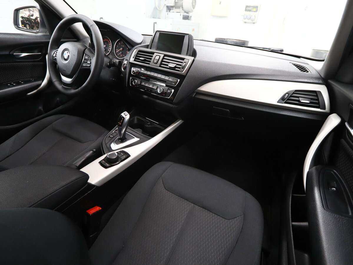 BMW 1 серии 118i, 2016 Фото №17