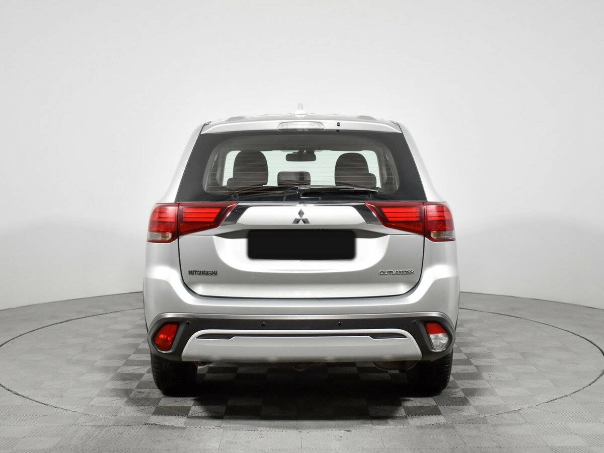 Mitsubishi Outlander III Рестайлинг 3, 2018 Фото №5
