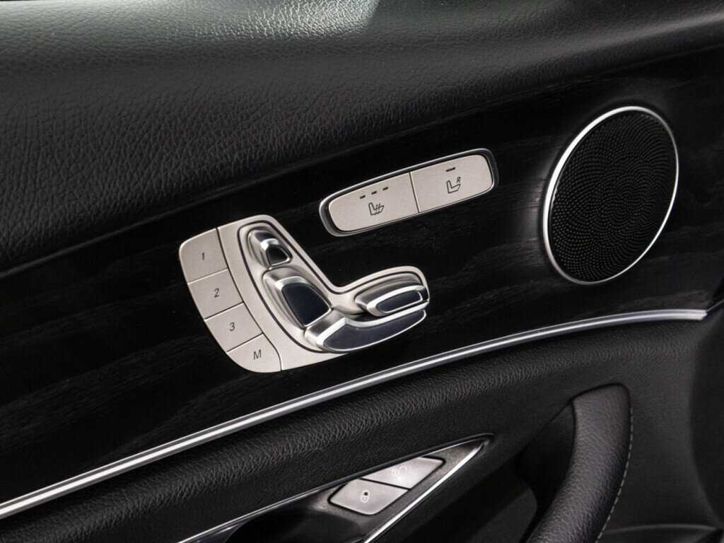 Mercedes-Benz E-Класс 200, 2017 Фото №20