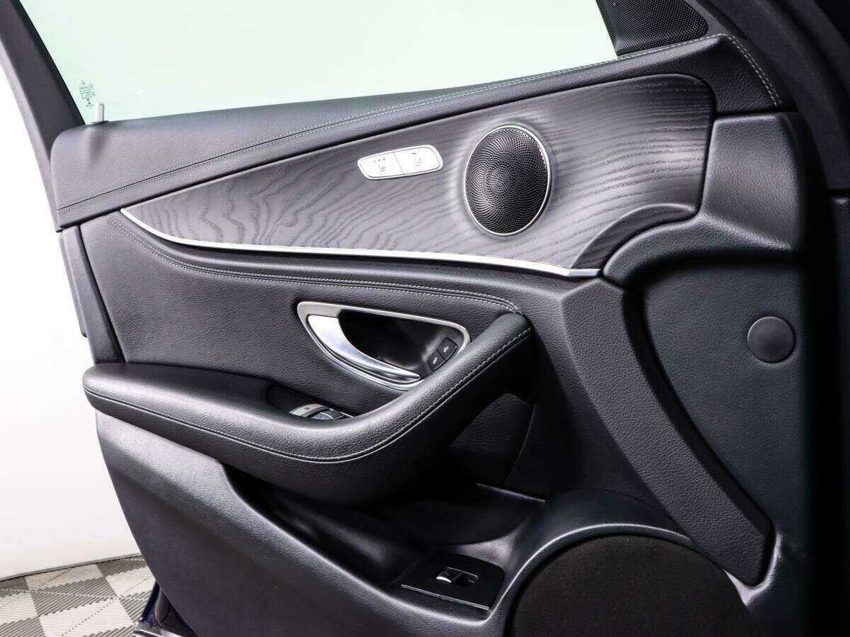 Mercedes-Benz E-Класс 200, 2018 Фото №13
