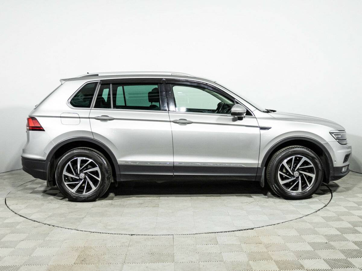 Volkswagen Tiguan II, 2018 Фото №4