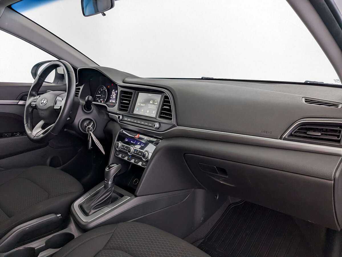 Hyundai Elantra, 2020 Фото №9