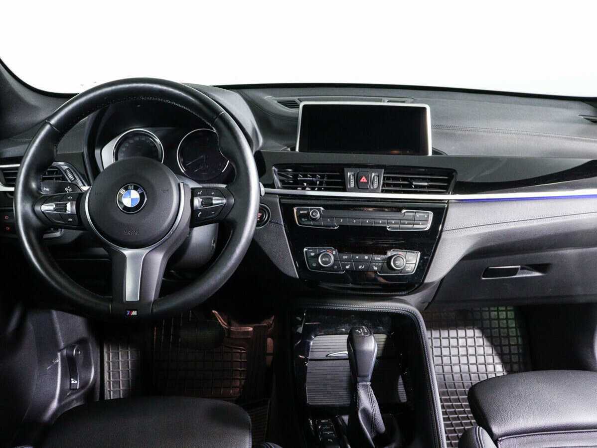 BMW X1 18d xDrive, 2020 Фото №10