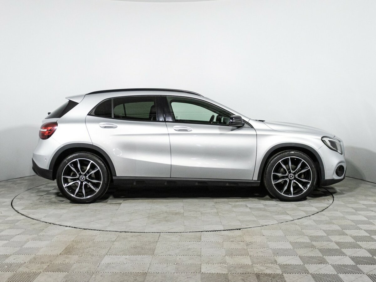 Mercedes-Benz GLA 200 I (X156) Рестайлинг, 2019 Фото №4