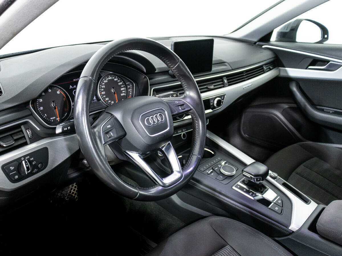Audi A4, 2017 Фото №11