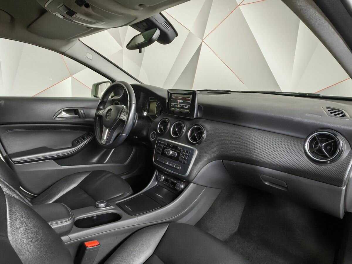 Mercedes-Benz A-Класс 200, 2013 Фото №9