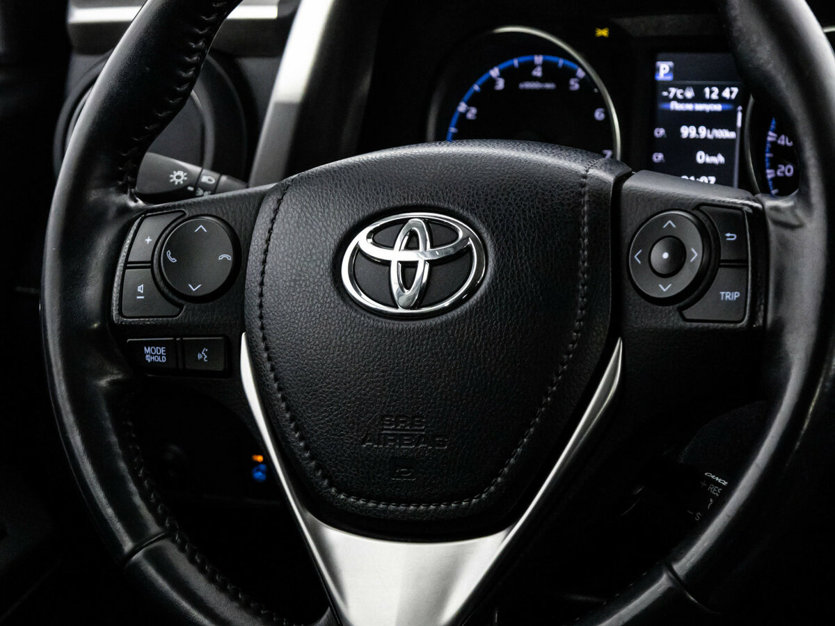 Toyota RAV4 IV (XA40) Рестайлинг, 2018 Фото №9