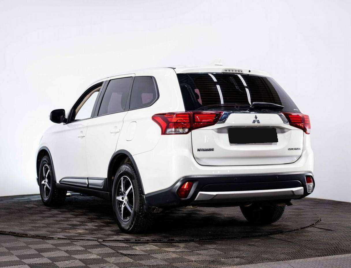 Mitsubishi Outlander, 2017 Фото №4