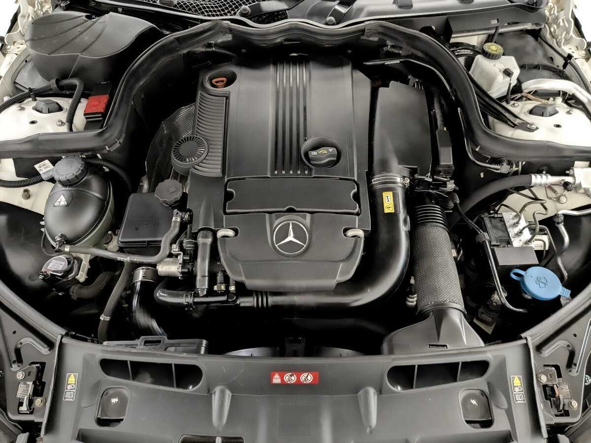 Mercedes-Benz C-Класс 180 BlueEFFICIENCY, 2012 Фото №9