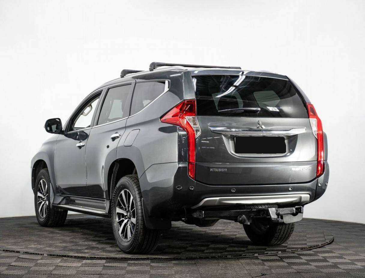 Mitsubishi Pajero Sport, 2018 Фото №6